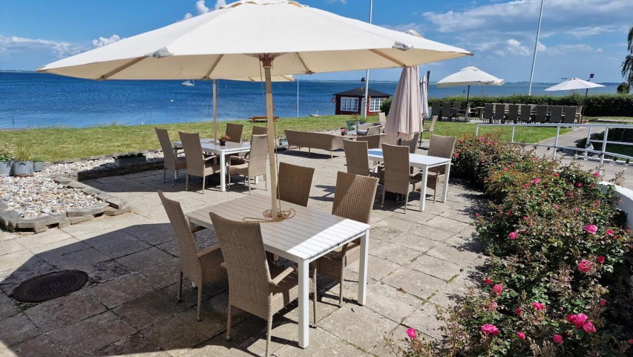 Hotel Udsigten Marstal エクステリア 写真